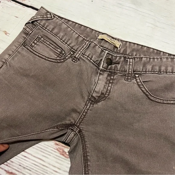 FREE PEOPLE women’s skinny ankle jeans in brown mid rise size 25 euc - Picture 12 of 16